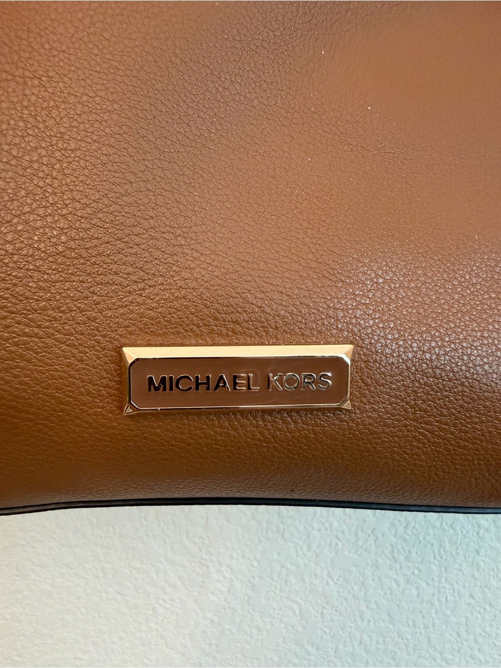 Michael Kors tan Kensington pebbled Braided-Handle shoulder with Gold Accents - Picture 3 of 15